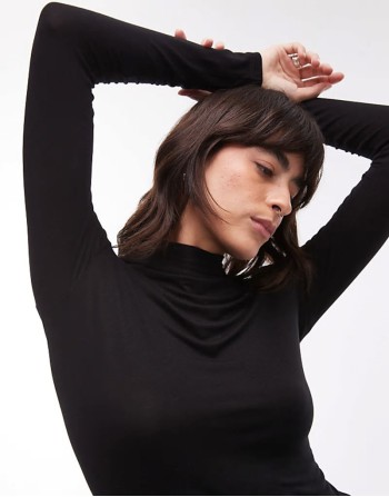 high neck second skin top in black