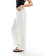 Premium oversized linen beach shirt and trousers in white - WHITE
